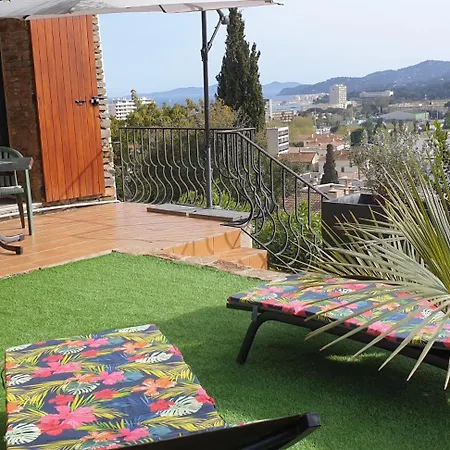 Studio Au Calme A 400 M De La Apartment Le Lavandou